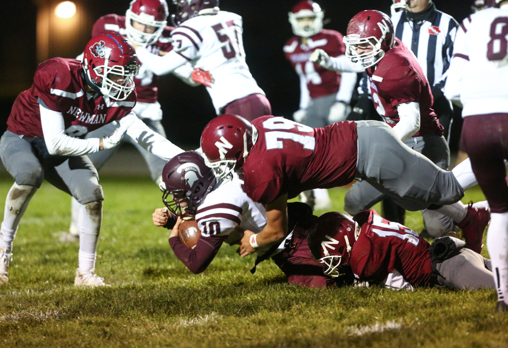 Newman vs Grundy Center 10-11-2019 (7).jpg